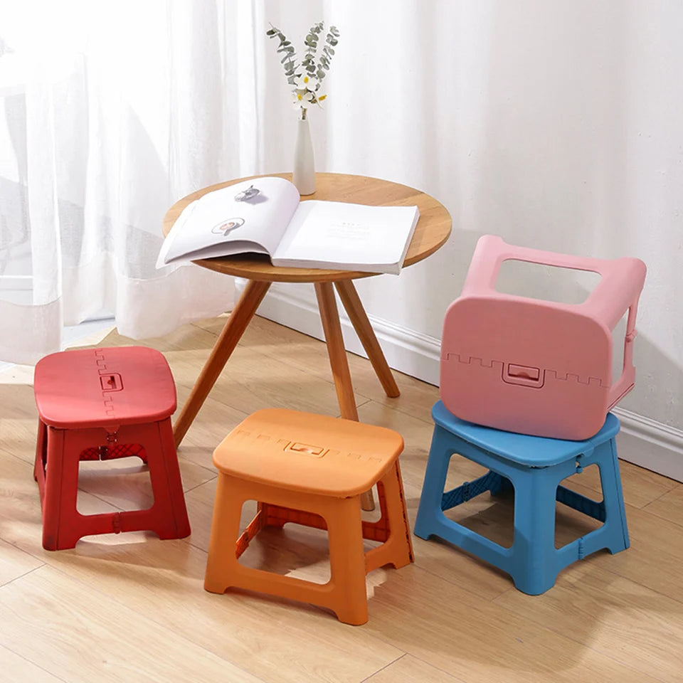 Folding Step Stool, Holds Up to 300 Lb Plastic Foldable Step Stools for Kids with Handle Collapsible Stools for Home and Outdoor